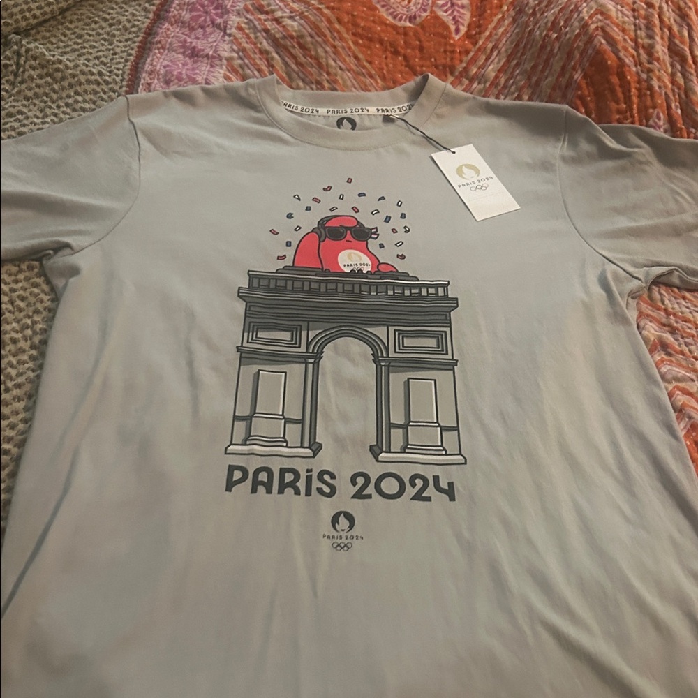 Paris 2024 Arch Graphic Tee